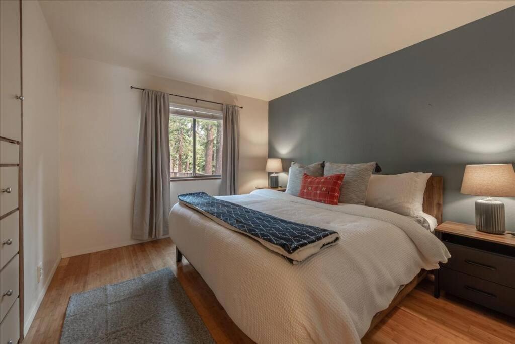 Cozy Pet-Friendly Cabin W Fenced-In Yard Close To Slopes Beach Town Carnelian Bay Exterior foto